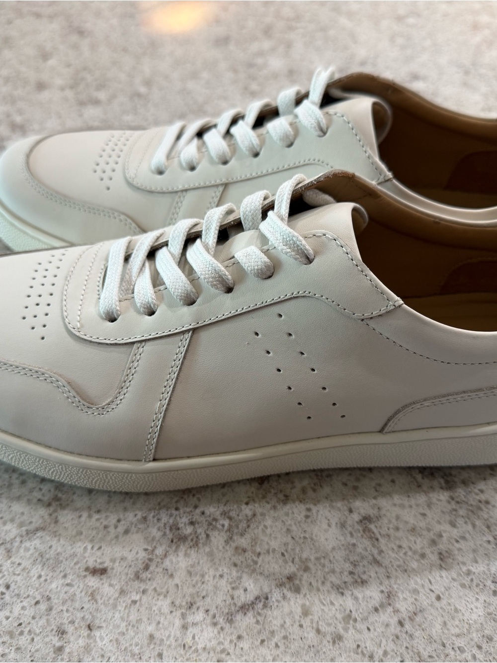 Nisolo Women's Off-White Leather Low-Top Sneakers